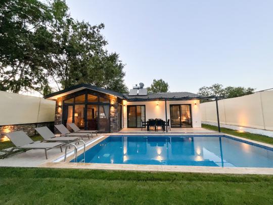 Villa June