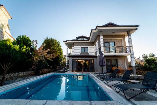 Villa Ellegan