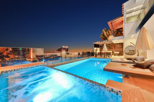 Villa Eagle