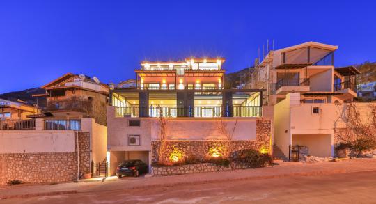 Villa August K