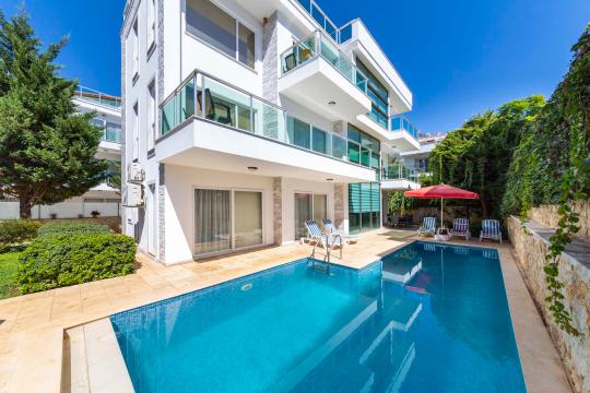 Villa Halina 2