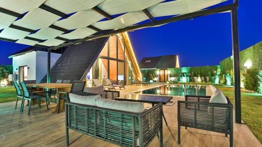 Villa Uzay 1