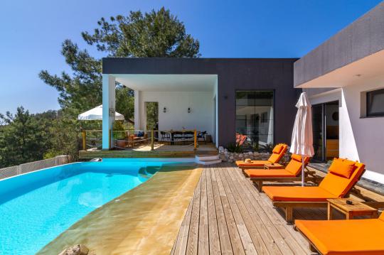 Villa Silver