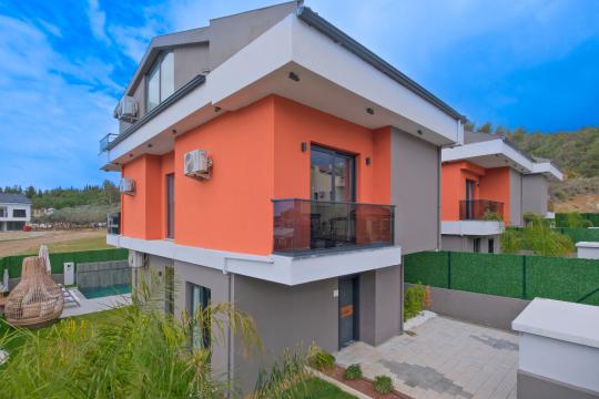 Villa Aydin Trio