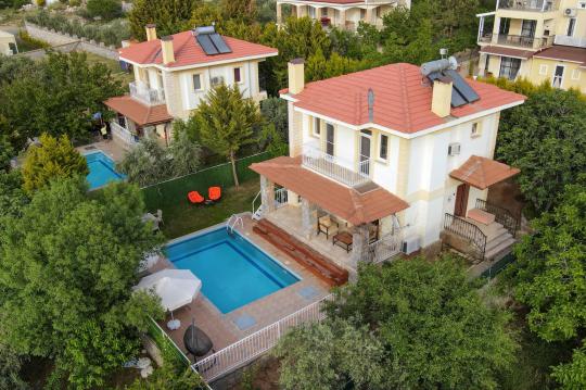 Villa Almond Duo