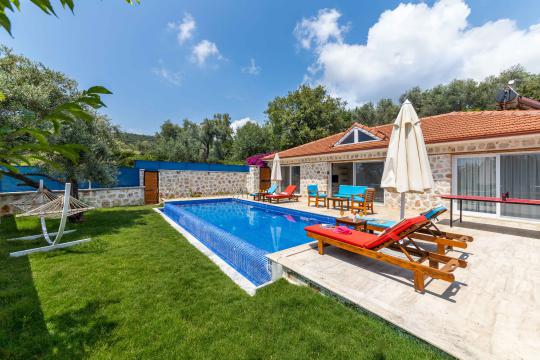 Villa Farah Üzümlü