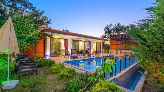 Villa Moon