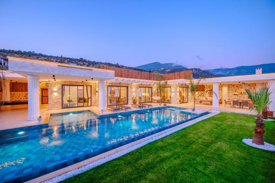 Villa Elsa Trio