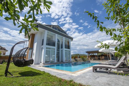 Villa Blink 1