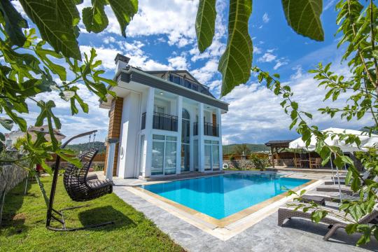 Villa Blink 2