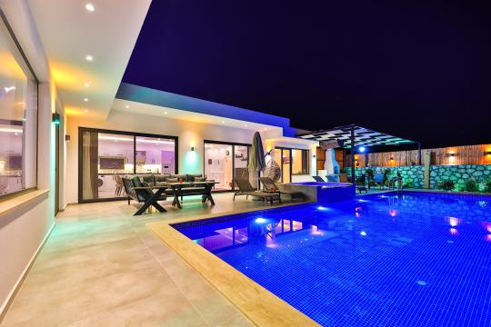 Villa Delhi Delux