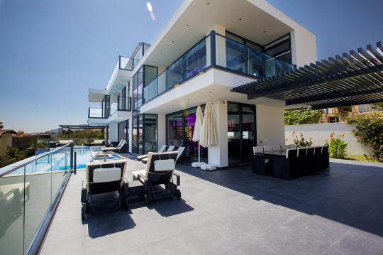 Villa Ellite