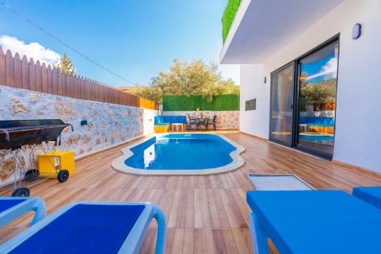 Villa Elnis