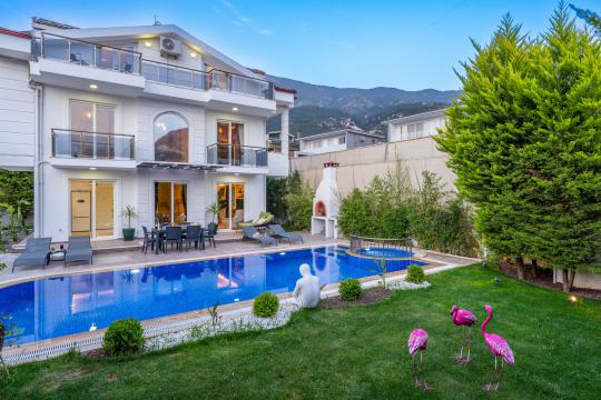 Villa Dinyester