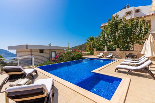 Villa September
