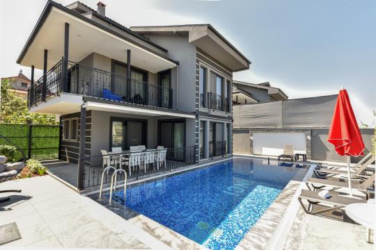 Villa Farm D