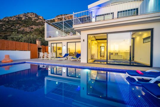 Villa Aylon