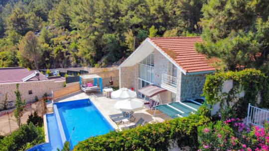 Villa Hira
