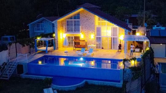 Villa Hira 3