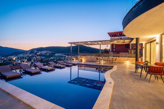 Villa HH