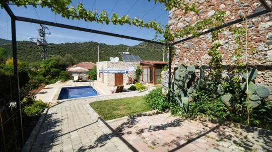 Villa Atasev 3