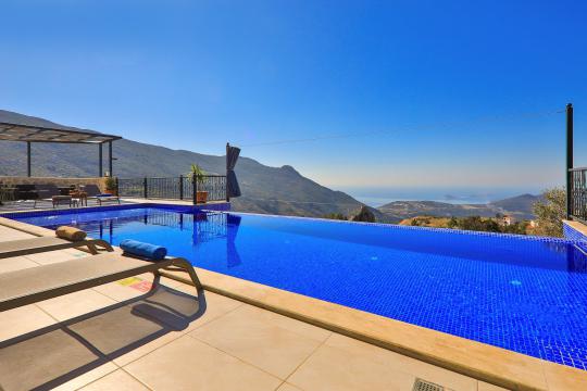 Villa Poppy