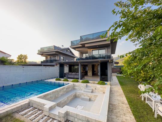 Villa Pirlanta A