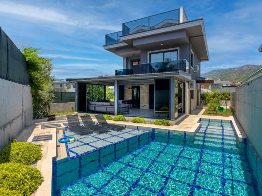 Villa Pirlanta B