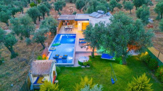 Villa Laya