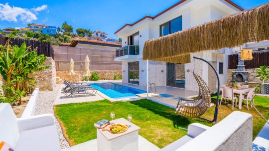 Villa Thresh