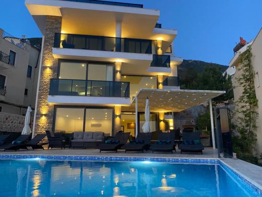 Villa UltraLuxury