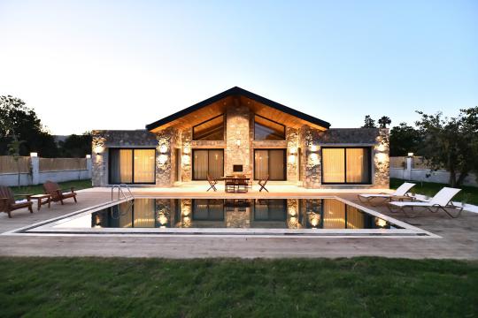 Villa Magic