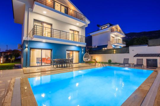 Villa Home