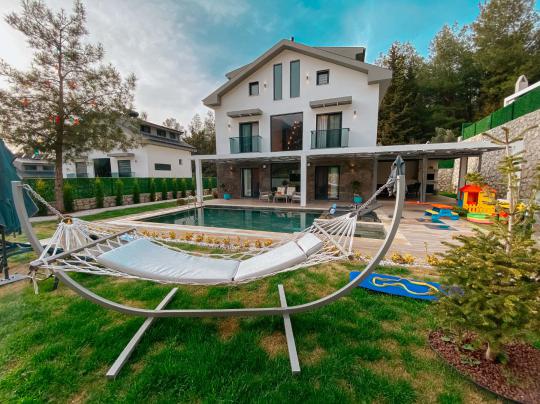 Villa Ronny