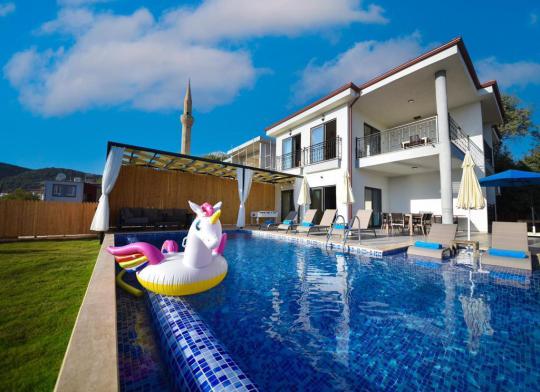 Villa Bayir