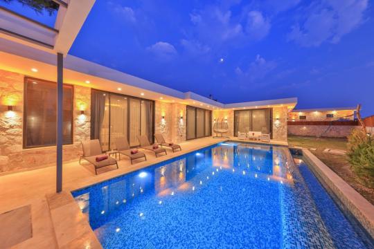Villa Arsin 2