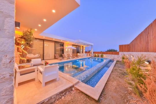 Villa Arsin 4