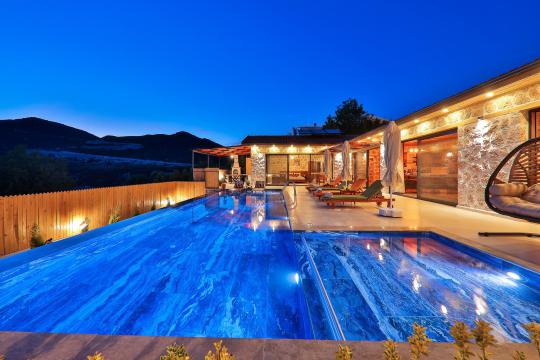 Villa Nidia