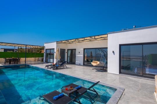 Villa Yunus