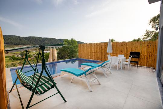Villa Nadira