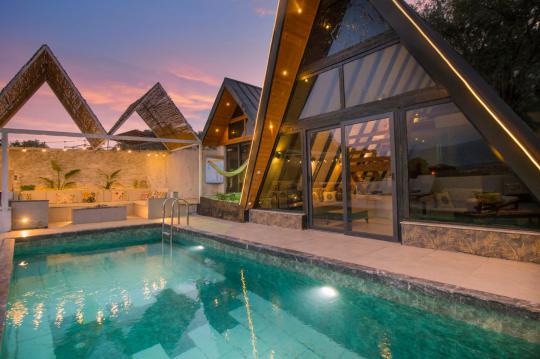 Villa Pukka