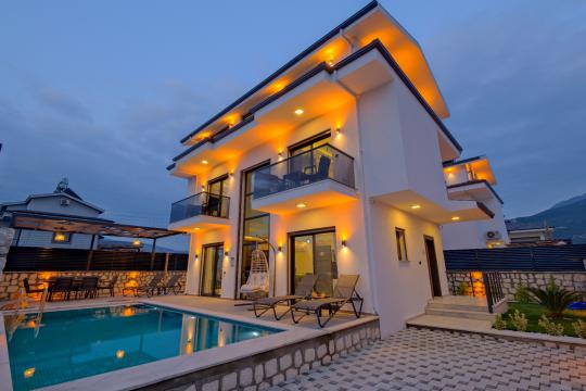 Villa Unique