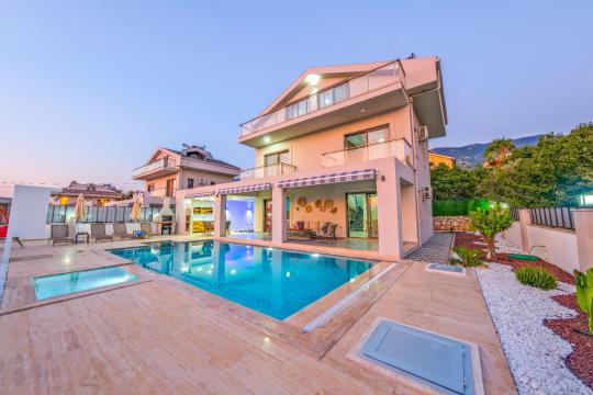 Villa Safir