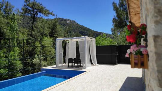 Villa Kav