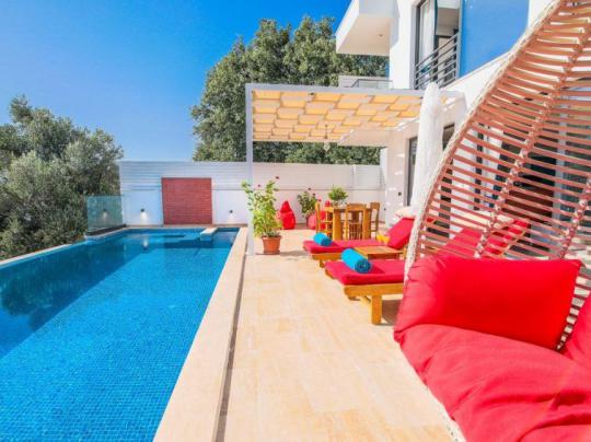 Villa Sazlı