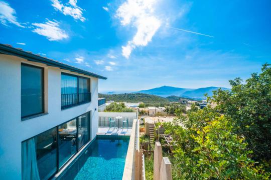 Villa Serter 1