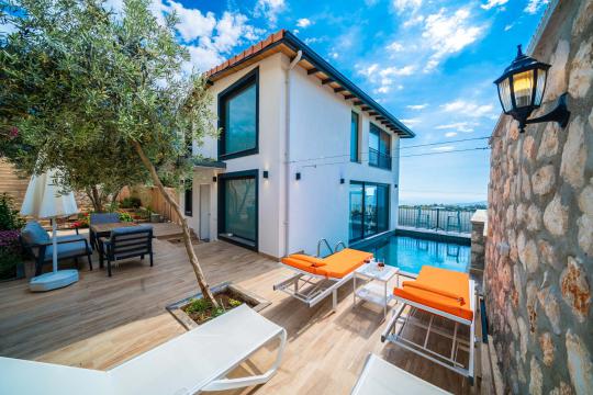 Villa Serter 1