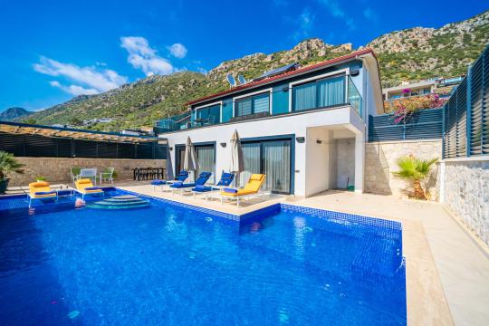 Villa Serter 2