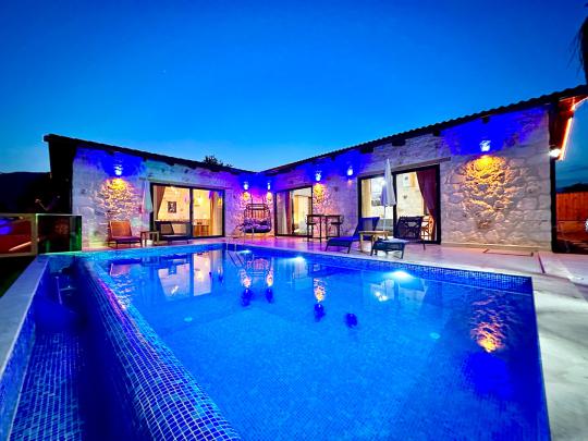 Villa Tomru