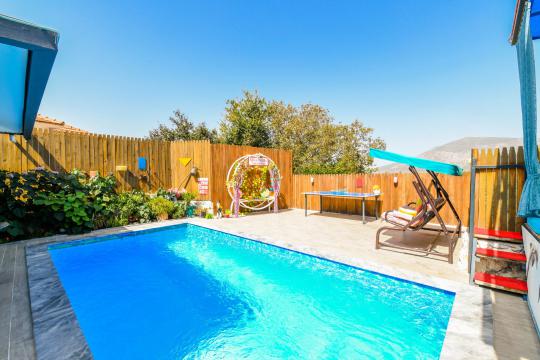 Villa Avalon